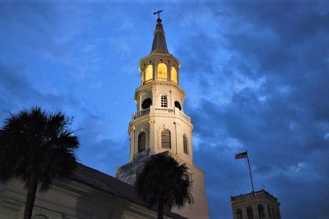 Ghosts of Charleston Night-Time Walking Tour with Unitarian Church Graveyard - Who should book this Charleston ghost walk?