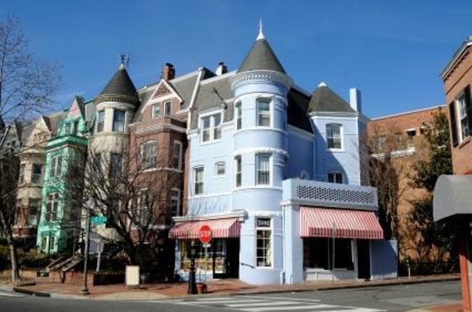 Ghosts of Georgetown & The Exorcist Steps Walking Tour - A spooky introduction at the Old Stone House