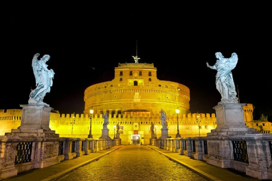 Ghosts of Rome 2-Hour Tour - Rome after sunset gives the stories a sharper edge