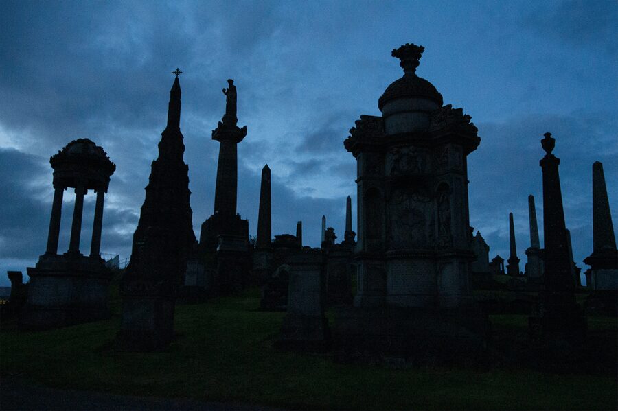 Glasgow: Ghouls, Ghosts & Gruesome Tales Guided Walking Tour - Key points at a glance