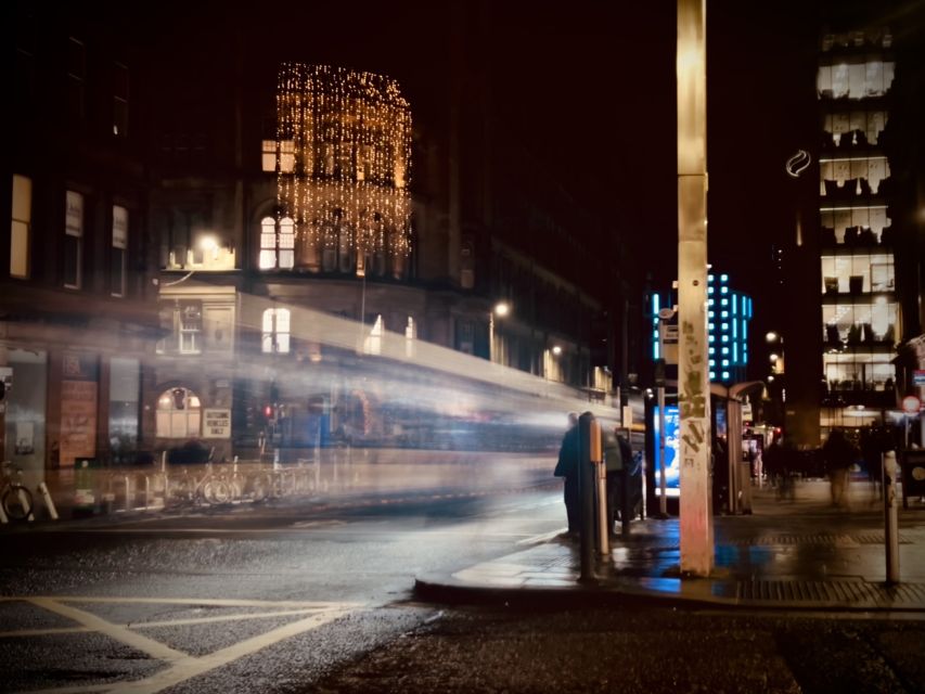 Glasgow: Haunted Quest Experience - Squares, bars, and cultural landmarks