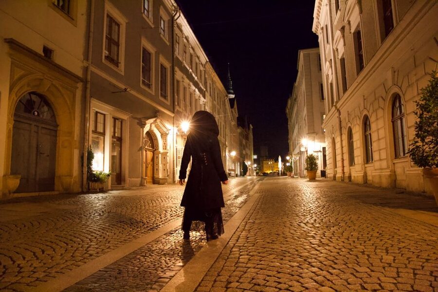 Görlitz: Ghosts and Spooky Historical Night Walking Tour - Executions and the roots of local superstition