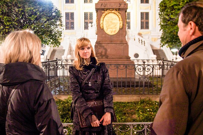 Gruseltour Leipzig 90-minute walking tour about the Dark Secrets of Leipzig - What the 90-minute route feels like