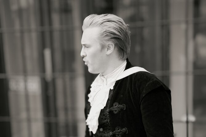 Guided Ghost Tours with Actors From Stockholm - A ghost show built around Stockholm’s real past
