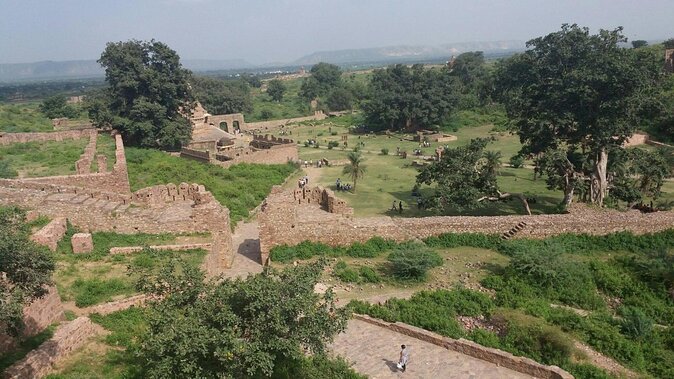 Guided Tour to Haunted Bhangarh & Abhaneri Step Well From Jaipur - Key points to know before booking