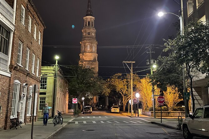 Guided Walking Ghost Tour in Charleston - Circular Congregational Church and Charleston’s religious past
