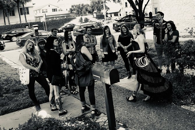 Haunted Austin Booze and Boos Ghost Walking Tour - The luxury hotel’s haunted history