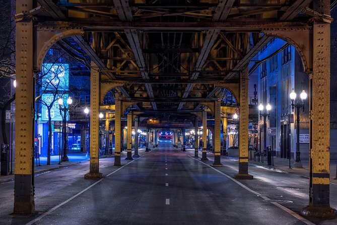 Haunted Chicago Exploration Game and Tour - South Pond brings scenery into the game