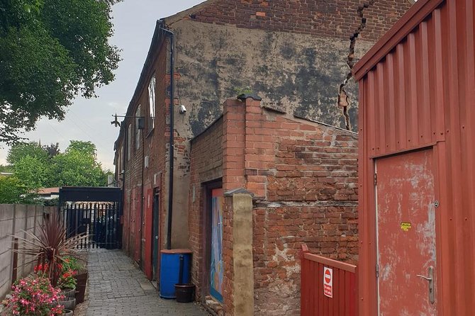 Haunted Coventry Ghost Walk & Dark History - The guide makes the difference