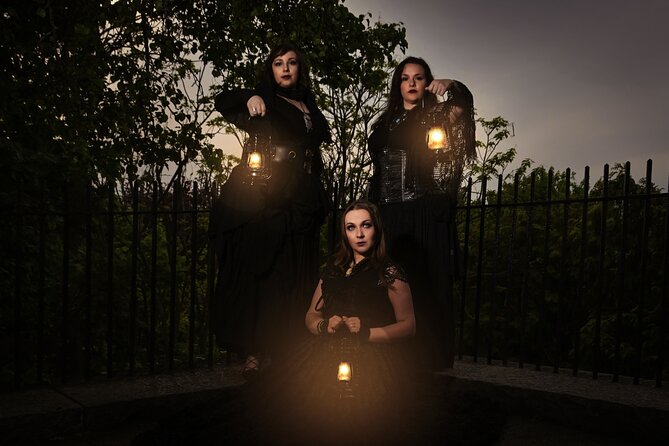 Haunted History Walking Tour of Providence - George Street offers a pause before the climb