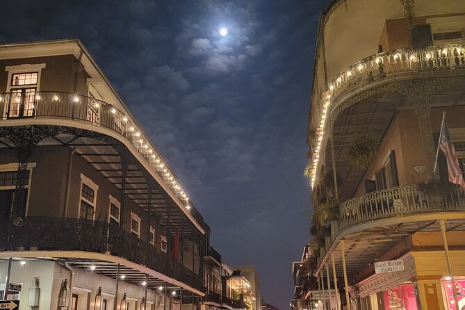 Haunted Hollywood French Quarter Ghost Tour - Why this French Quarter walk has more range than a standard ghost tour