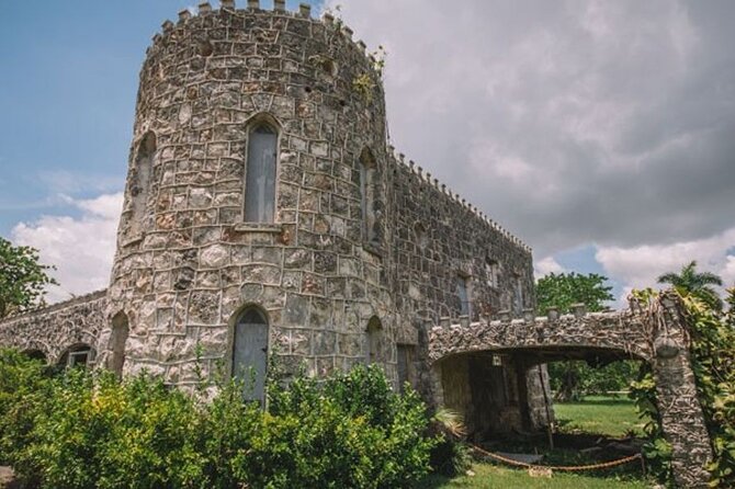 Haunted Miami: Self-Guided Smartphone Audio Driving Tour - Coconut Grove Playhouse and the Devil’s Tree