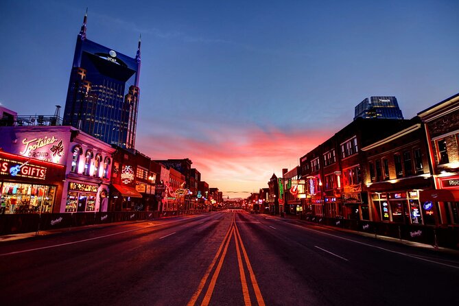 Haunted Nashville's Murder & True Crime VIP Ghost Bus Tour - Thirty minutes in Printer’s Alley