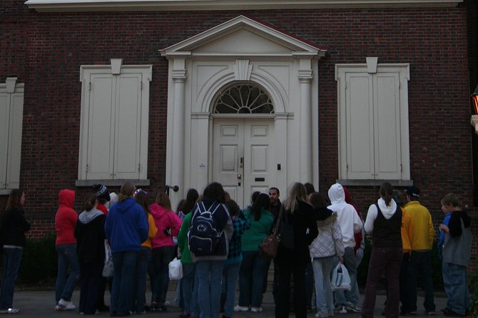 Haunted Philadelphia: Spirits of '76 Ghost Tour - St. Peter’s Church and Old Pine Street after dark