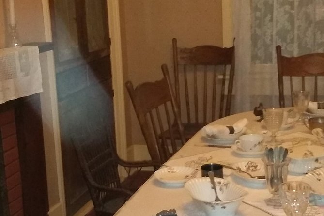 Haunted San Diego: The Only Ghost Tour with Exclusive Entry - Guides make or break the evening