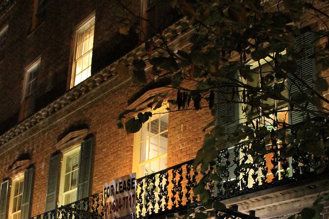 Haunted Savannah Booze and Boos Ghost Walking Tour - Why the small group size matters after dark