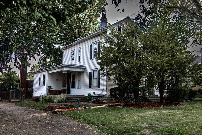 Haunted Tour in Mount Healthy from Cincinnati - Starting at Fibonacci Brewing Company