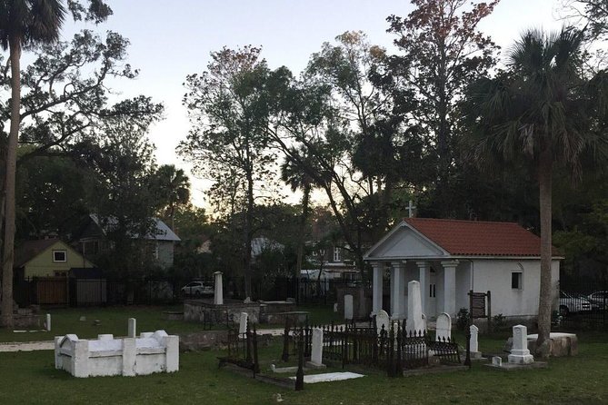 Haunted Trolley Tour of St Augustine - The guides and performers matter more than the script