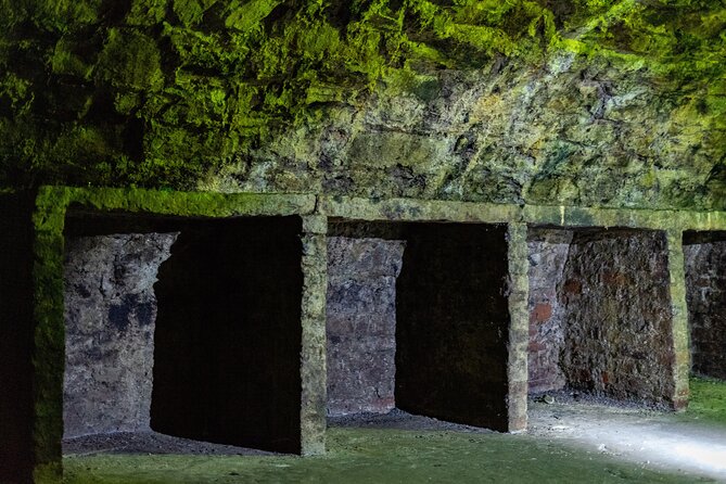 Haunted Vaults Walking Tour in Edinburgh - The torture display and Edinburgh’s darker past
