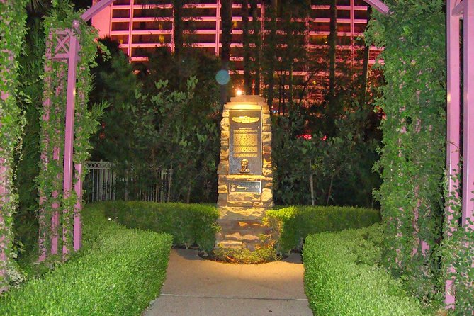 Haunted Vegas Tour and Ghost Hunt in Las Vegas - Ghost-hunting tools for beginners