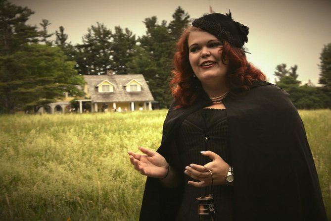 Haunted Walk Experience at the Mackenzie King Estate - Why the Mackenzie King Estate feels different after dark
