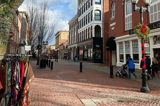 Hauntings, History and Legends Tour in Salem - What the first four Essex Street stops reveal