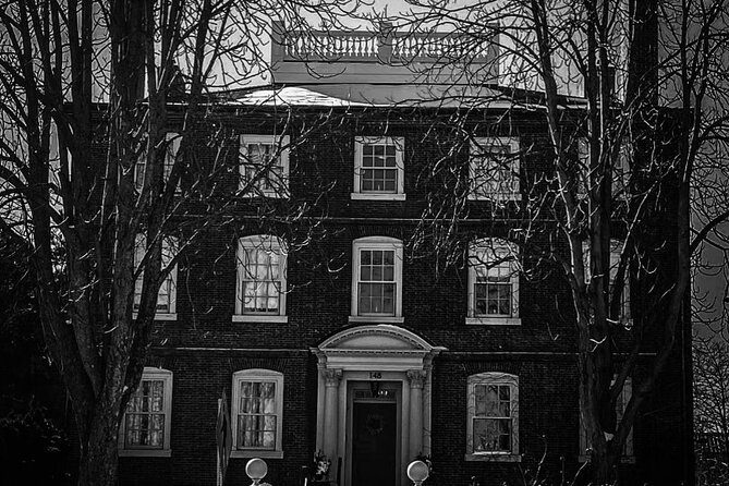 History and Hauntings of Salem Guided Walking Tour - The McIntire Historic District