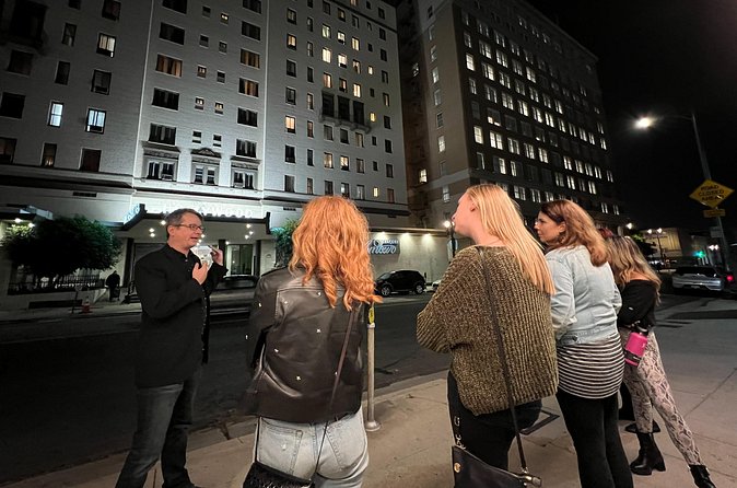 Hollywood Boulevard Ghost Walk - Ripley’s Odd-itorium and stories from the people who work there