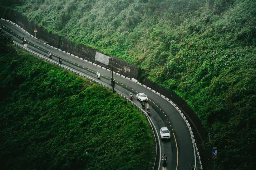 Hue : Private Car to Hoi An via HaiVan pass & City of Ghosts - Six hours, private transport, and the pace of the day