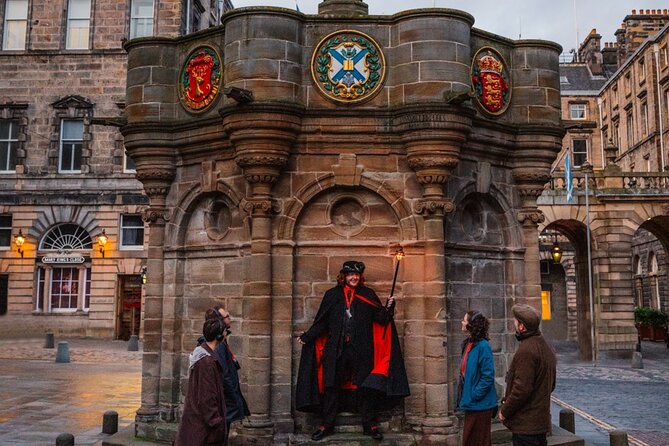 Immersive Old Town Ghost Walking Tour in Edinburgh - How frightening is this ghost walk?