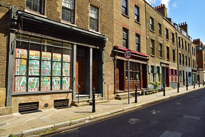 Jack the Ripper Small Group Guided Tour with an Expert Guide - What the $20.64 price really includes