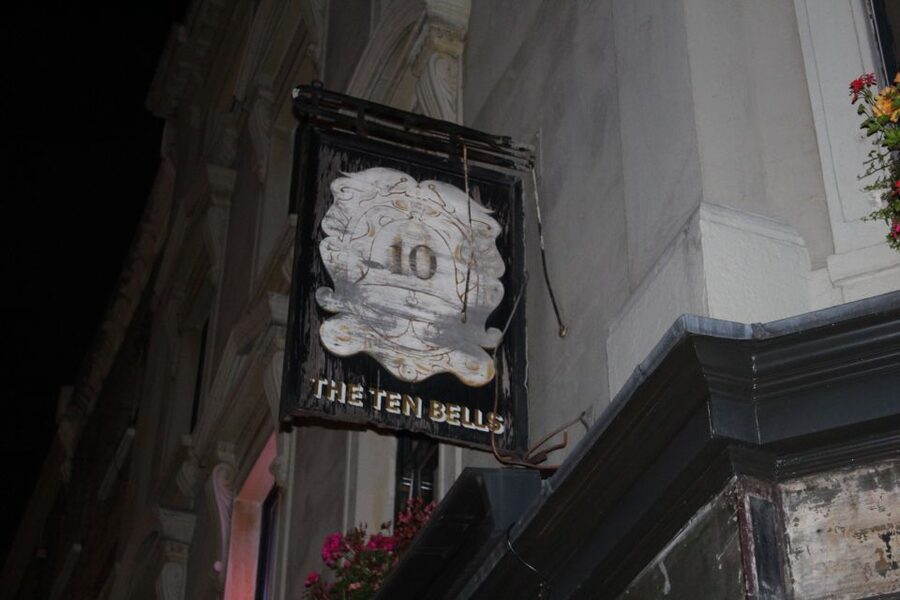 Jack The Ripper Tour in London's East End - Letters, photographs, and the evidence on paper