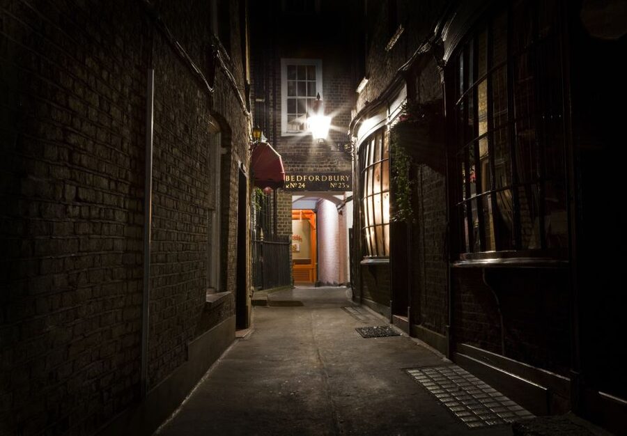 Jack The Ripper Tour in London's East End - Is $22.90 good value?