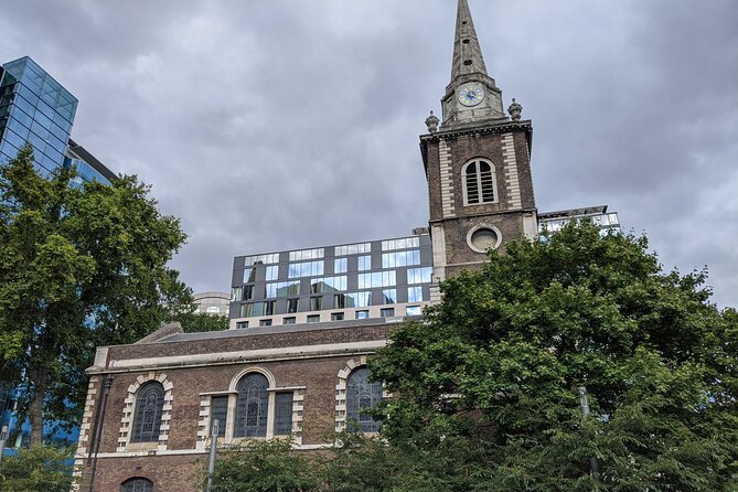Jack the Ripper Tour in Spanish - Mitre Square, the central crime scene