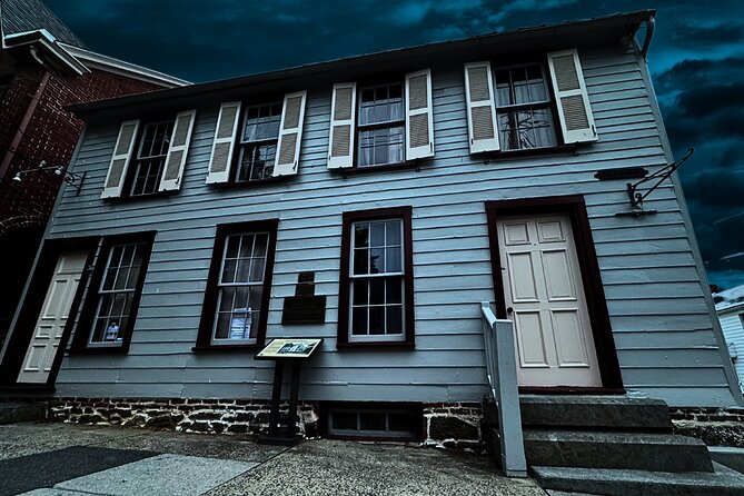 Jennie Wade Birthplace Ghost Hunt with Equipment in Gettysburg - Planning the booking and cancellation
