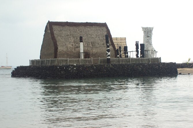 Kailua-Kona Haunted History Walking Ghost Tour - What kind of ghost tour is this?