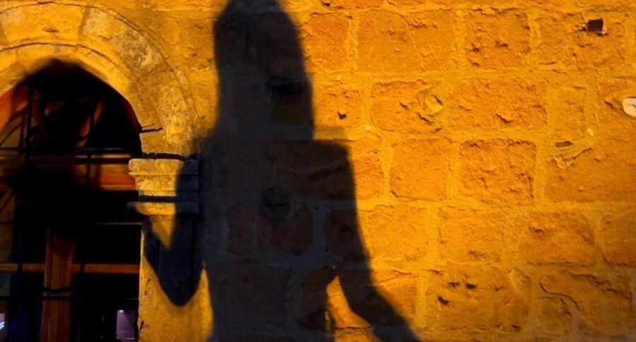 Kalamata: Paranormal Walking Tour in the historical center - Foteini’s storytelling style