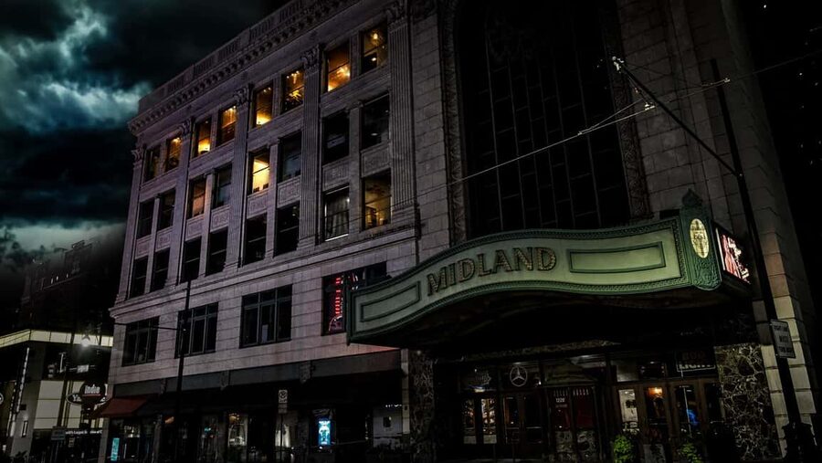 Kansas City: Wraiths & Whiskey Ghost Tour - What the $24 price really buys you