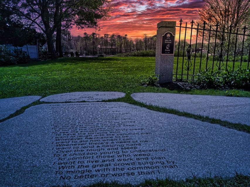Kennebunkport: Haunted Ghost Walking Tour - The Old River House and Silas Perkins Park