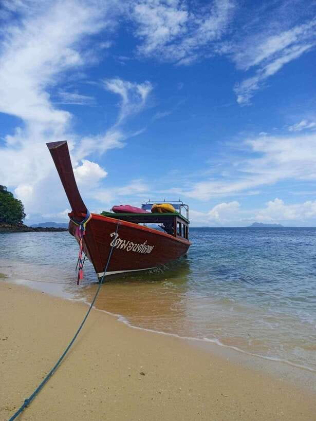 Ko Lanta: Ko Aung, Ko Phee Ghost Cave Island, Talabeng Kayak - Ko Aung, a small island with wide views
