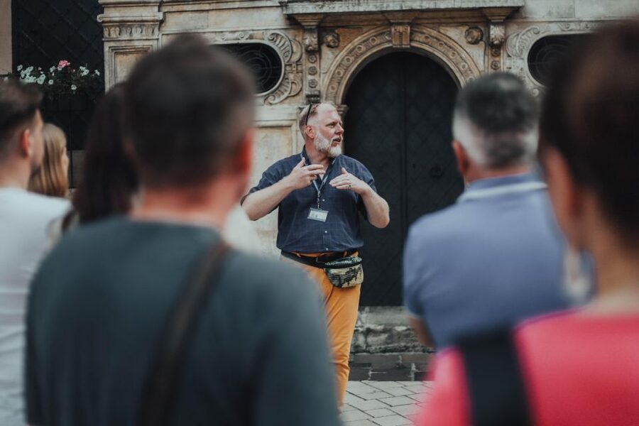 Krakow: Spooky Tales Guided Walking Tour - Finishing in a real torture chamber