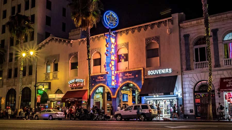 LA Ghosts: Terrors of Tinseltown Tour - Rudolph Valentino and stories beyond the main boulevard