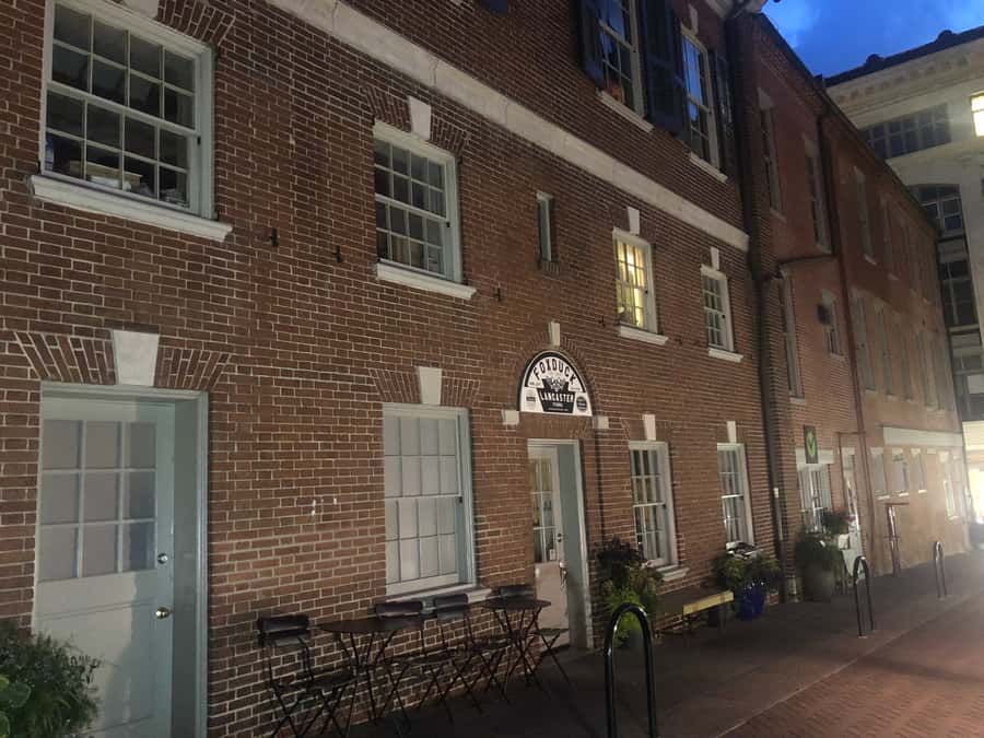 Lancaster: Evening Ghost Tour by Candlelight - Starting at the Soldiers and Sailors Monument