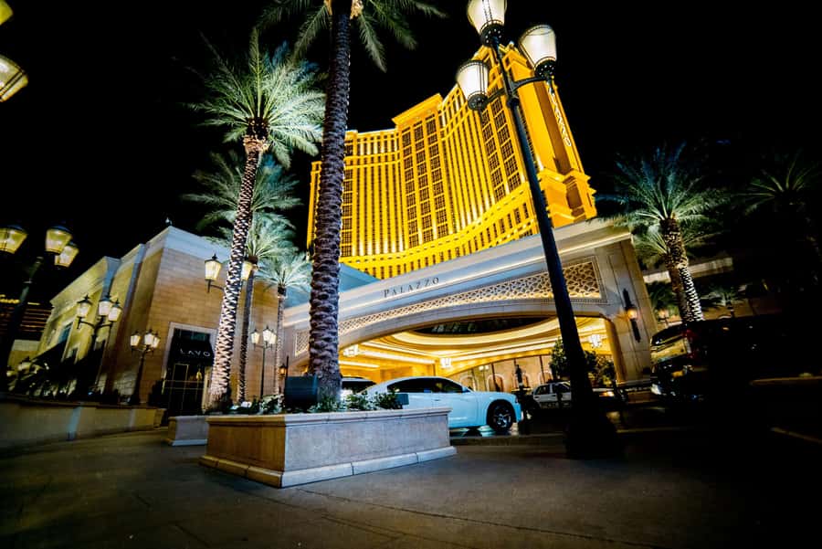 Las Vegas: Gangsters, Glitz, and Gore Ghost Tour - What the one-hour pace feels like