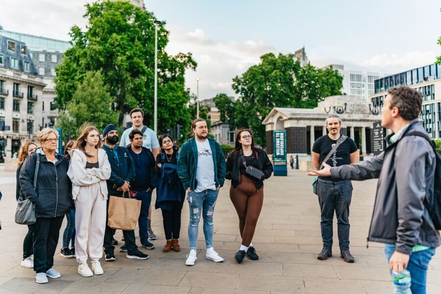 London: Ghastly Ghosts 2-Hour Walking Tour - The final walk toward St Paul’s