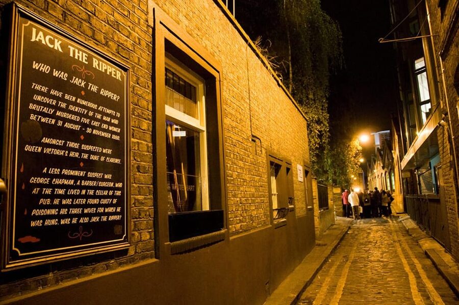 London: Harry Potter and Jack the Ripper Combo Tour - London Bridge and the short break