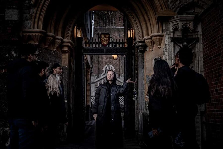 London: Haunted Ghost Night Walking Tour - Smithfield Market and St. Bartholomew’s Hospital