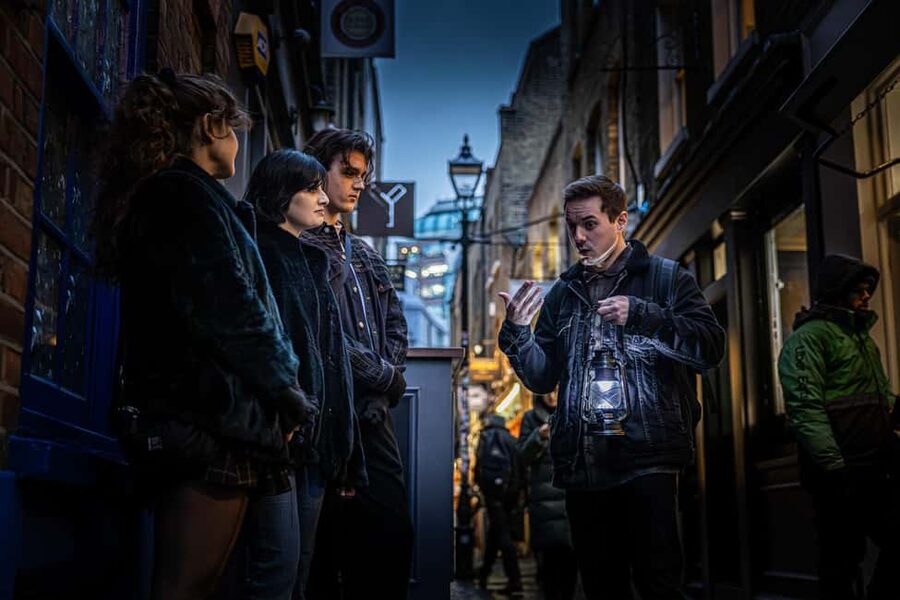 London: Interactive Jack the Ripper Night Walking Tour - Princelet Street and the changing face of the area
