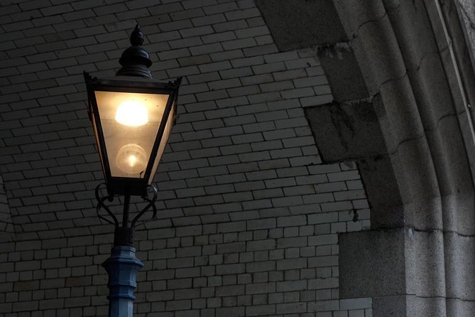 London Jack the Ripper Guided Tour with Ripper-Vision - Starting at Whitechapel Gallery at 7:30 pm
