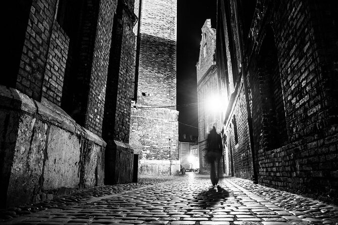 London Jack The Ripper Small-Group Walking Tour - Miller’s Court: a strong finish to the walk